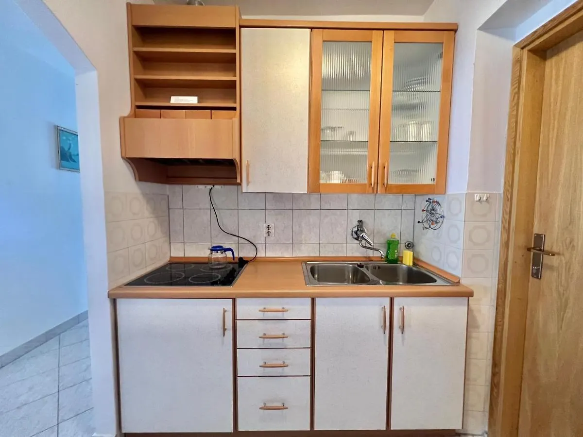 Apartments Jadranka Dramalj 0*,  Croatia